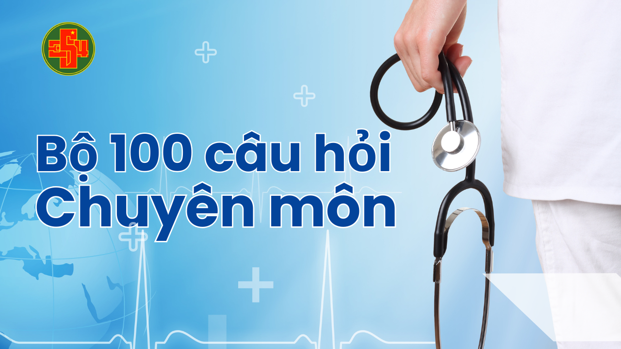 A doctor talking to an elderly patient in a hospital room.